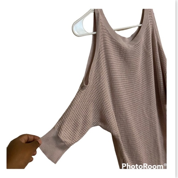 EXPRESS cold shoulder tunic - Picture 2 of 4